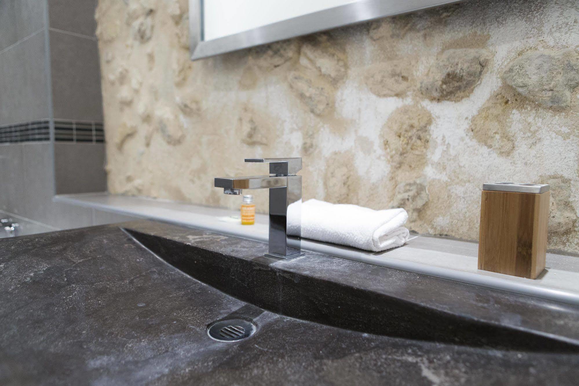 Ausone Beautiful Loft In Historical Center + Terrace And Parking Appartement *